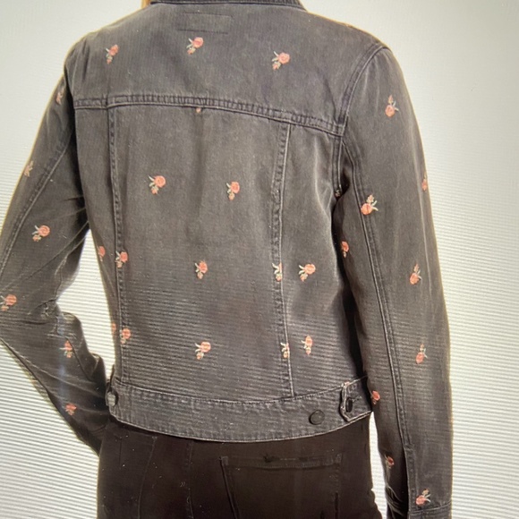 NWT BLANK NYC Late Bloomer black denim jean jacket XS - Picture 9 of 9